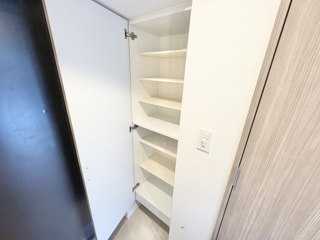 収納