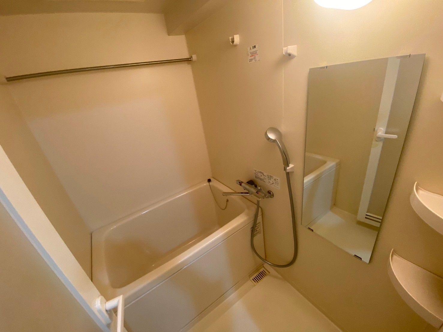 シャワールーム