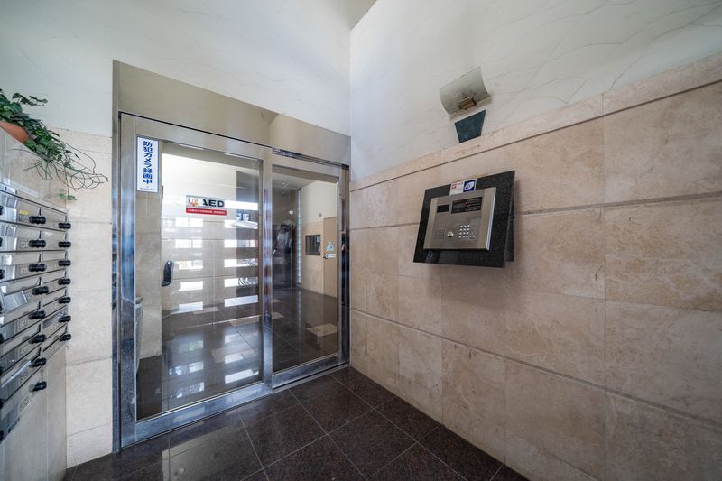 建物エントランス