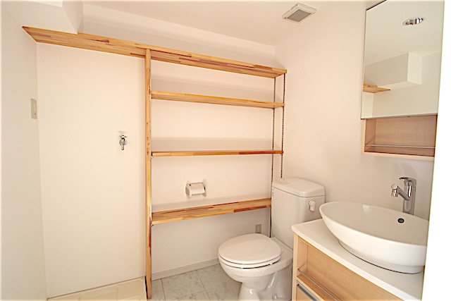 シャワールーム