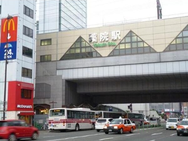 周辺