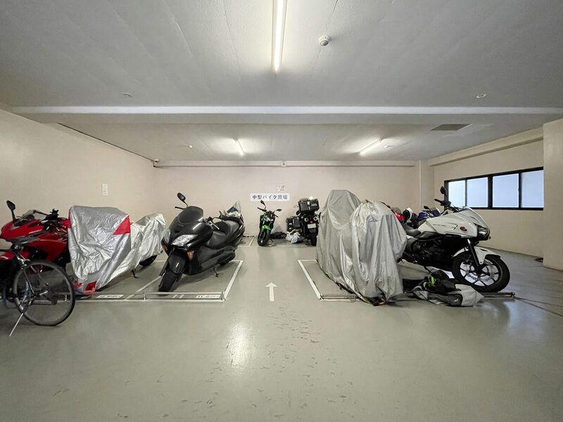 駐車場