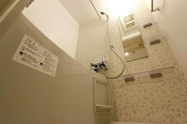 シャワールーム