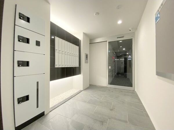 建物エントランス