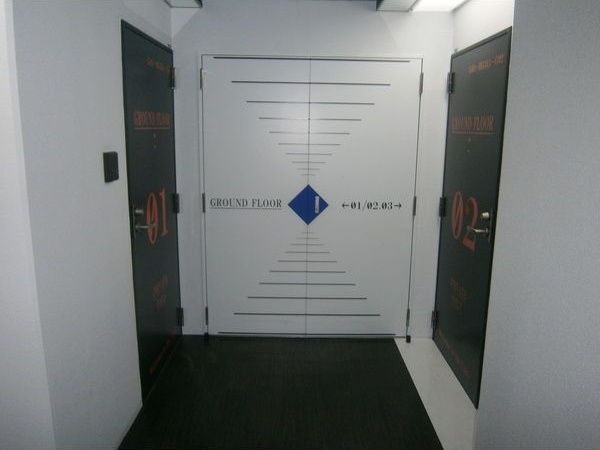 建物エントランス