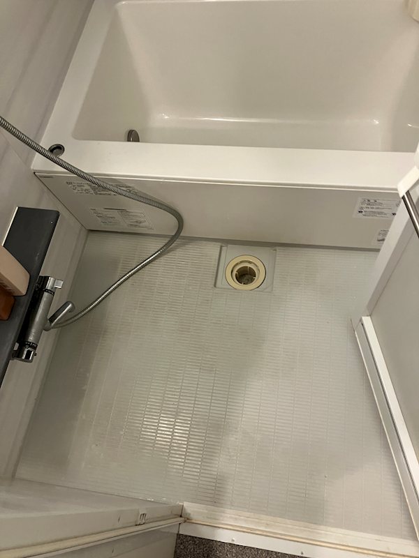 シャワールーム