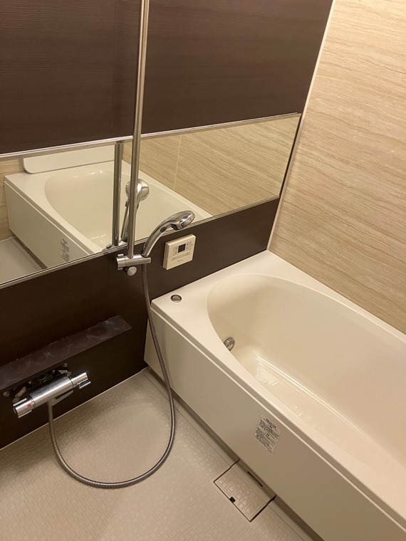 シャワールーム