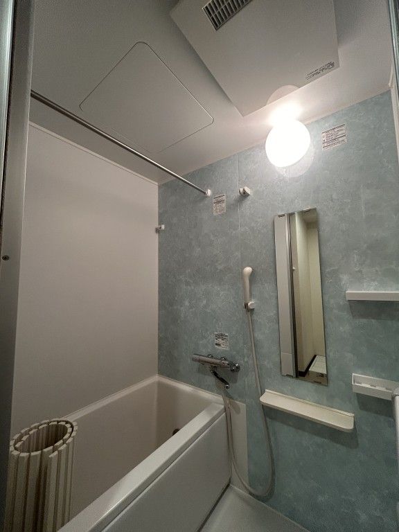 シャワールーム