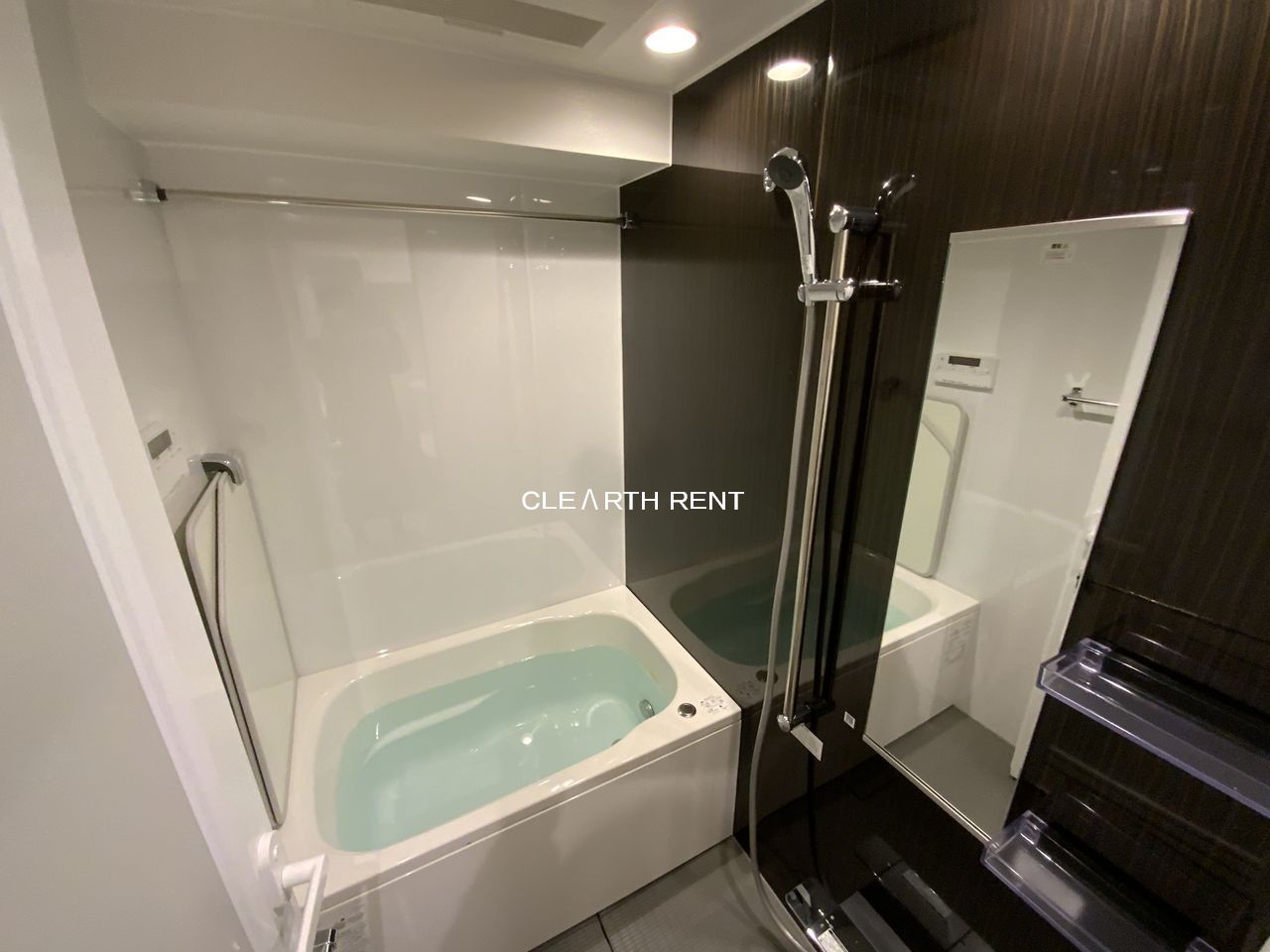 シャワールーム