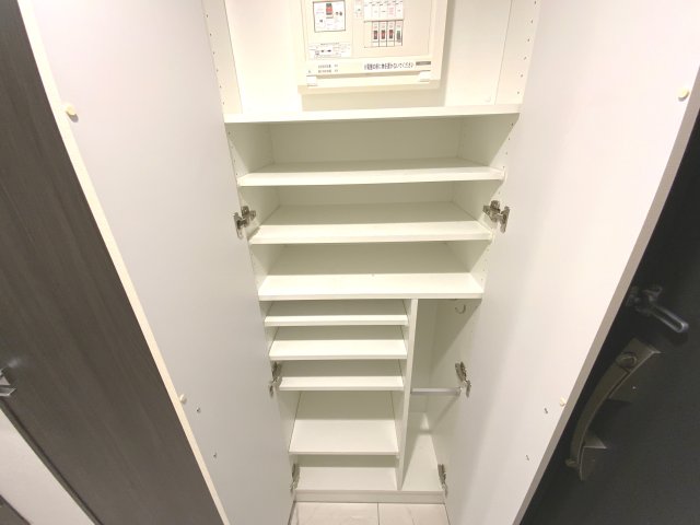 収納