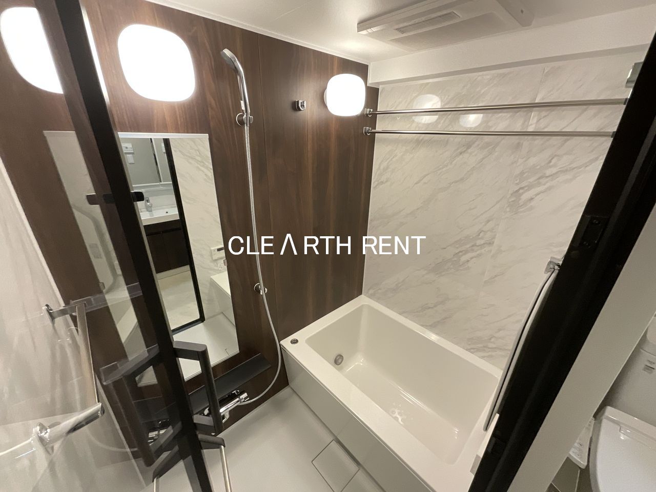 シャワールーム