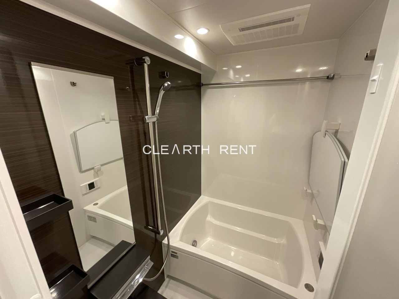 シャワールーム