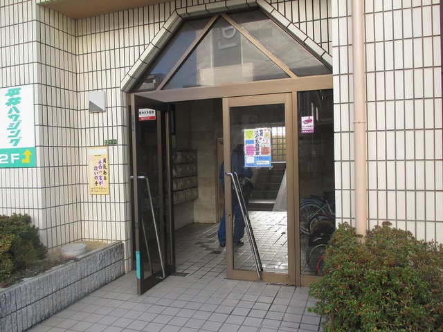 建物エントランス
