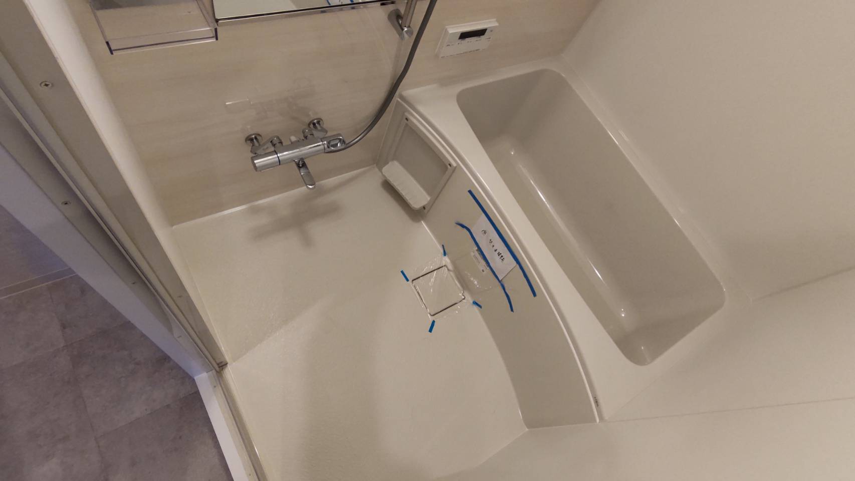 シャワールーム