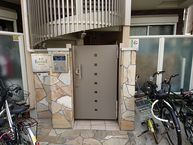 建物エントランス