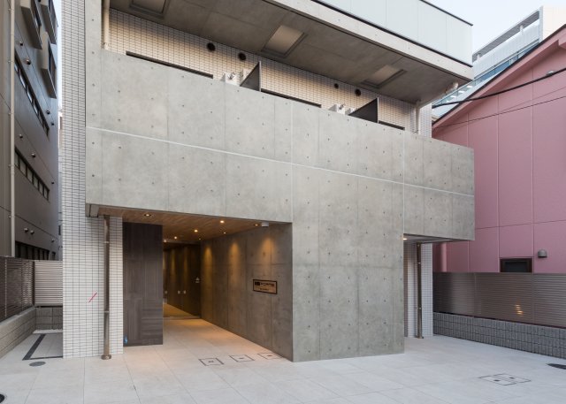 建物エントランス