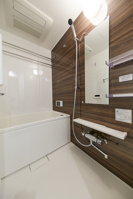 シャワールーム