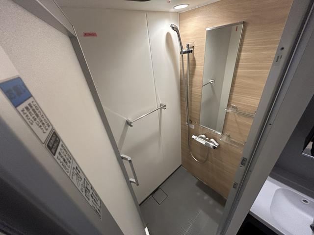 シャワールーム