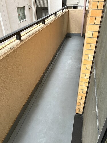 バルコニー