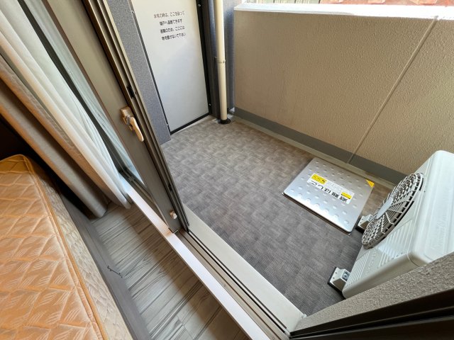 バルコニー