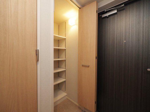 収納