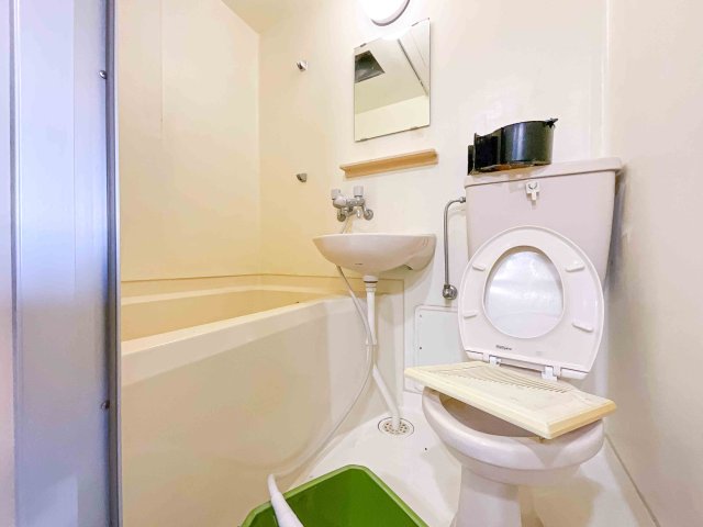 シャワールーム