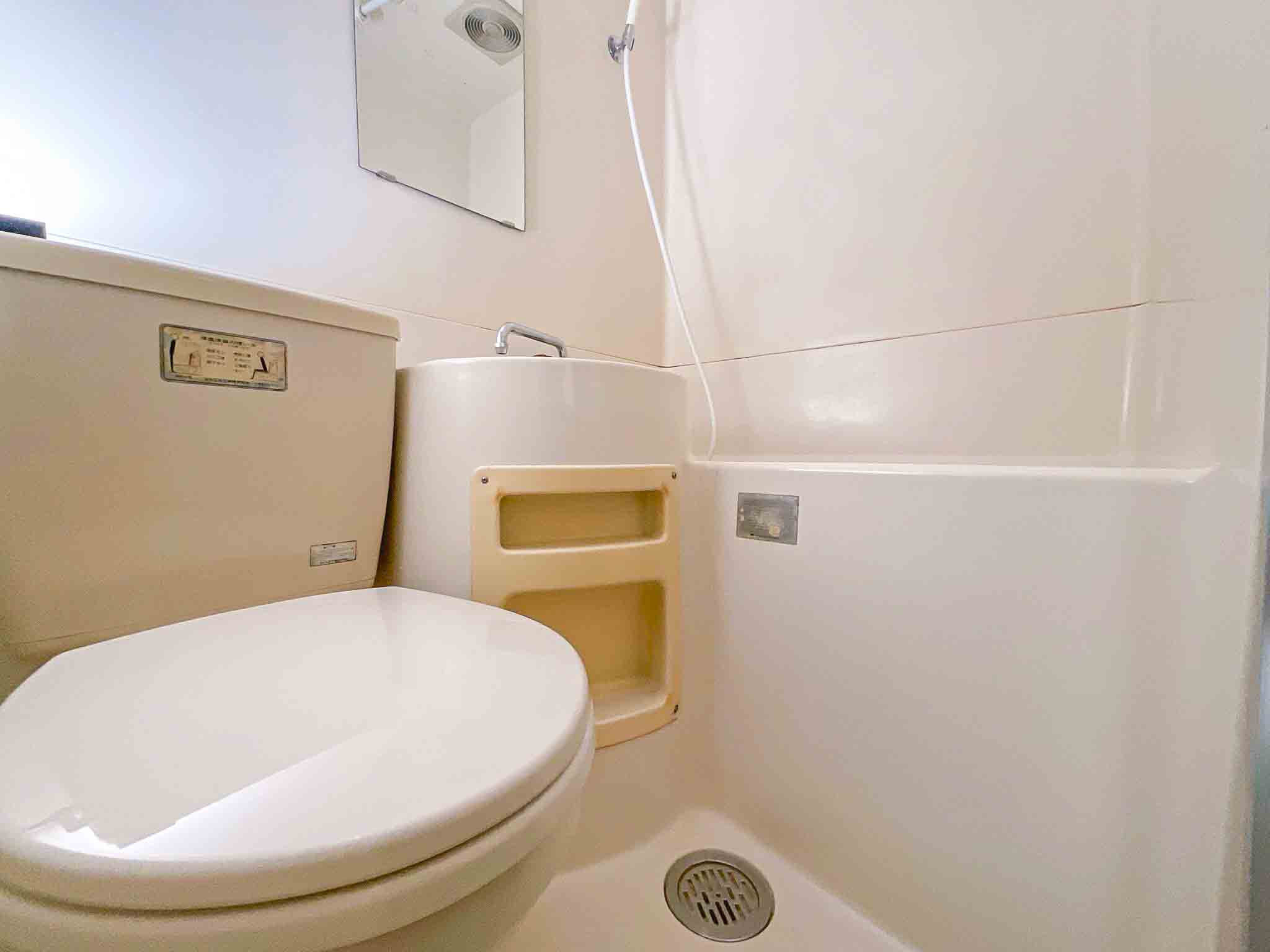 シャワールーム