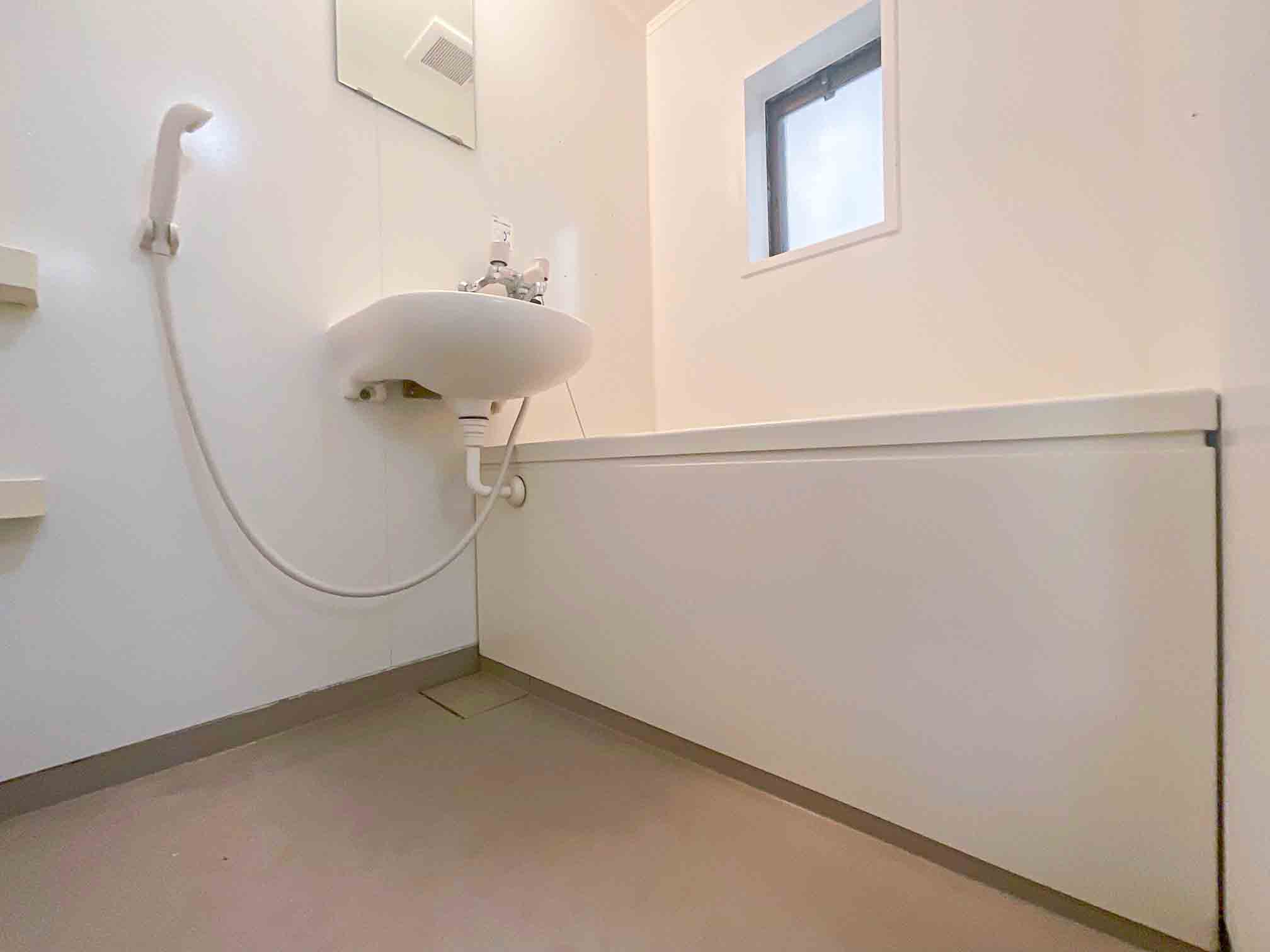 シャワールーム