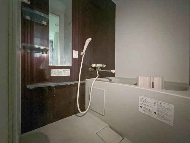 シャワールーム