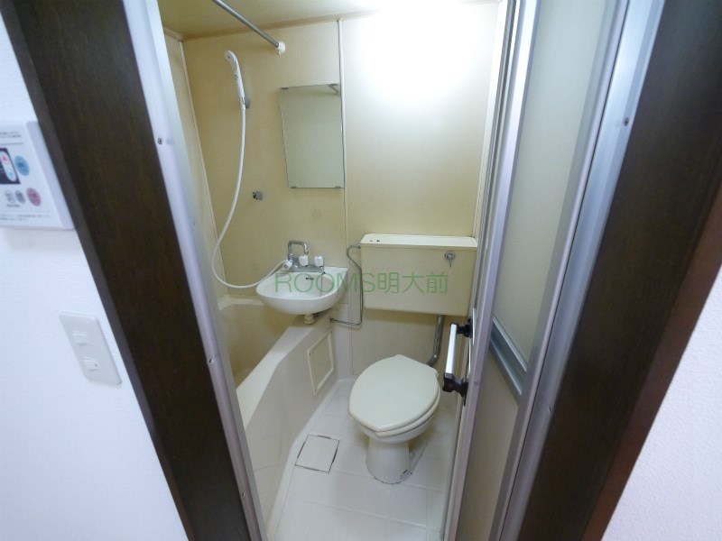 シャワールーム