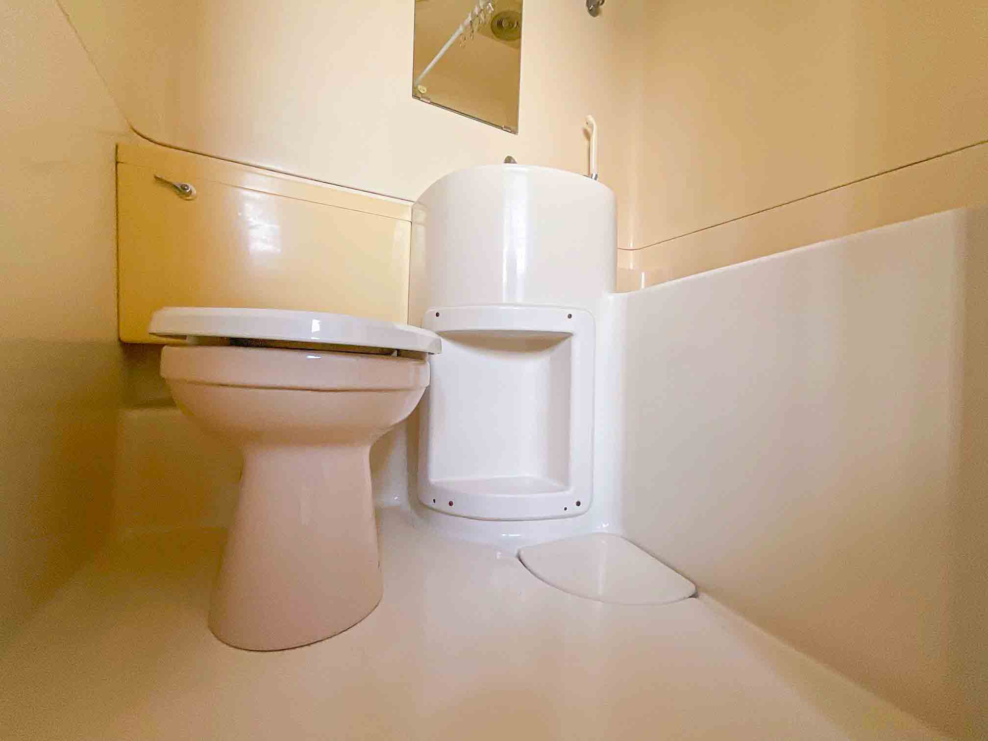 シャワールーム