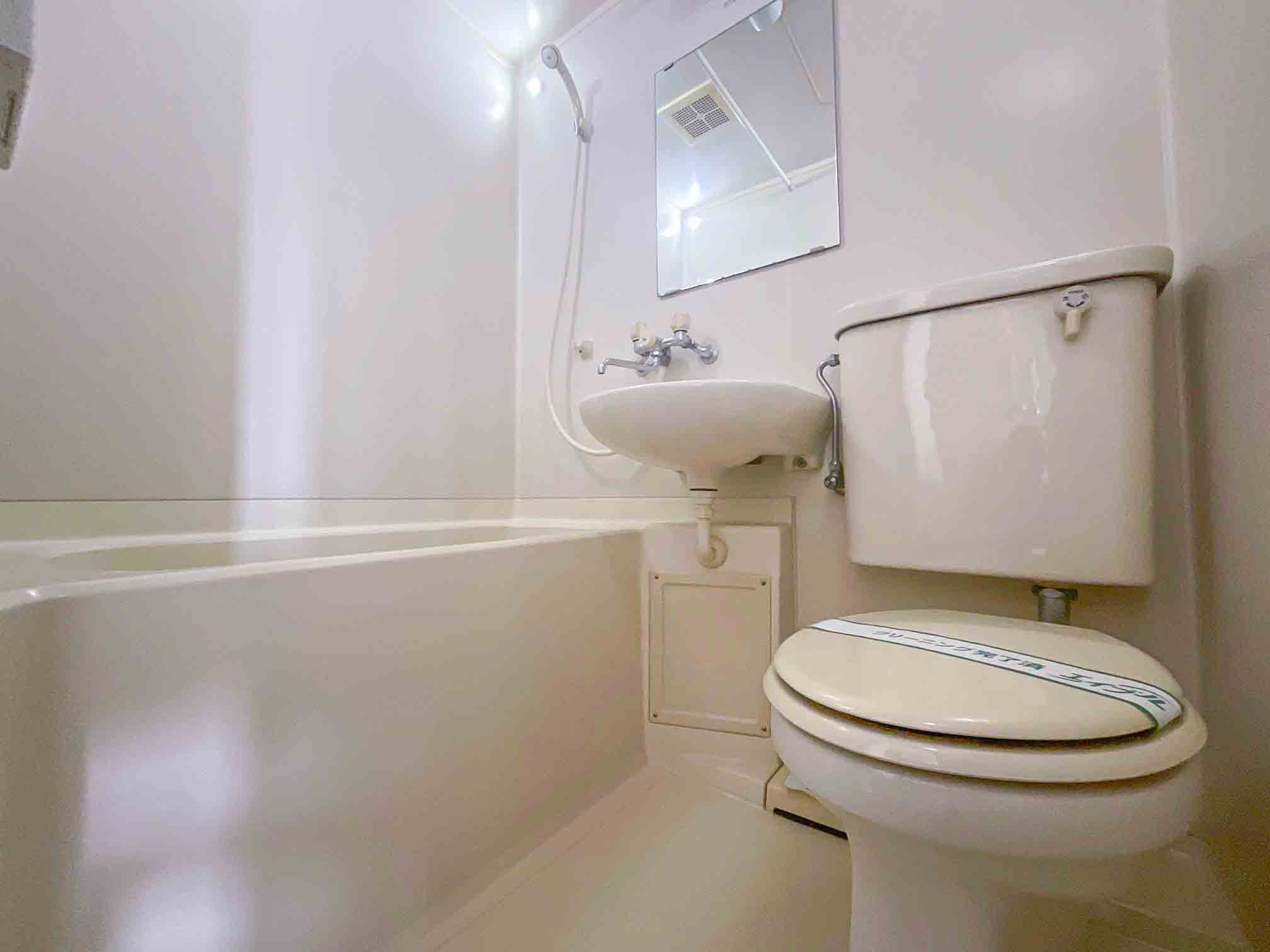 シャワールーム