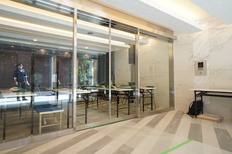 建物エントランス