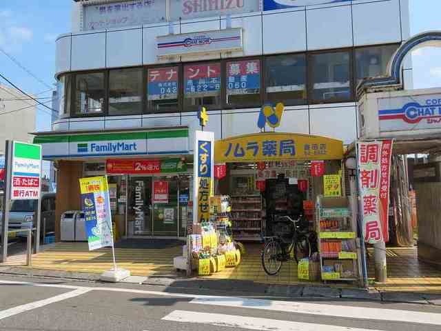 周辺