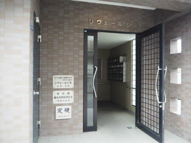 建物エントランス