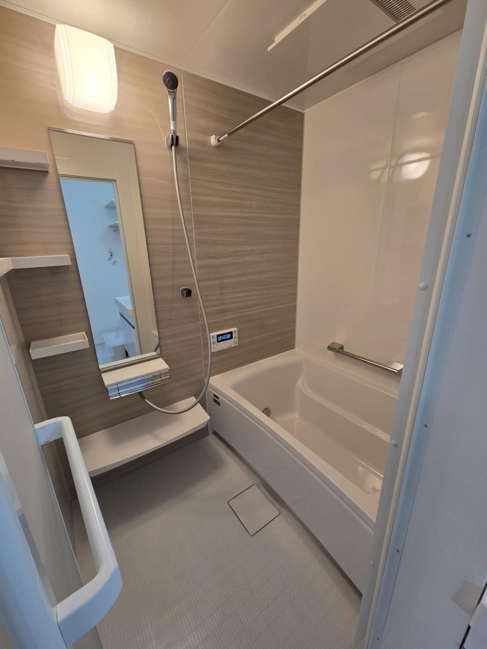 シャワールーム