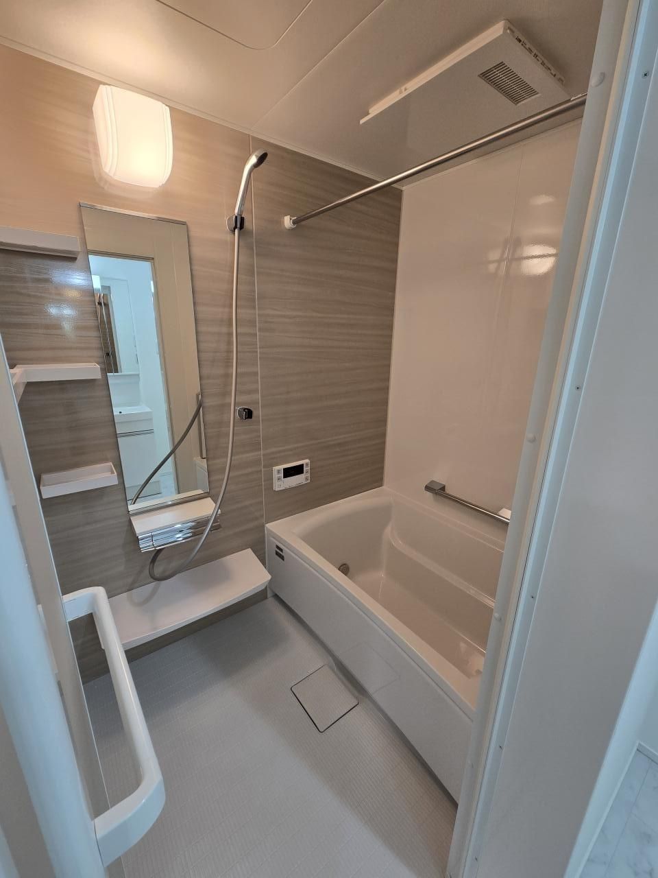 シャワールーム