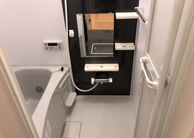 シャワールーム