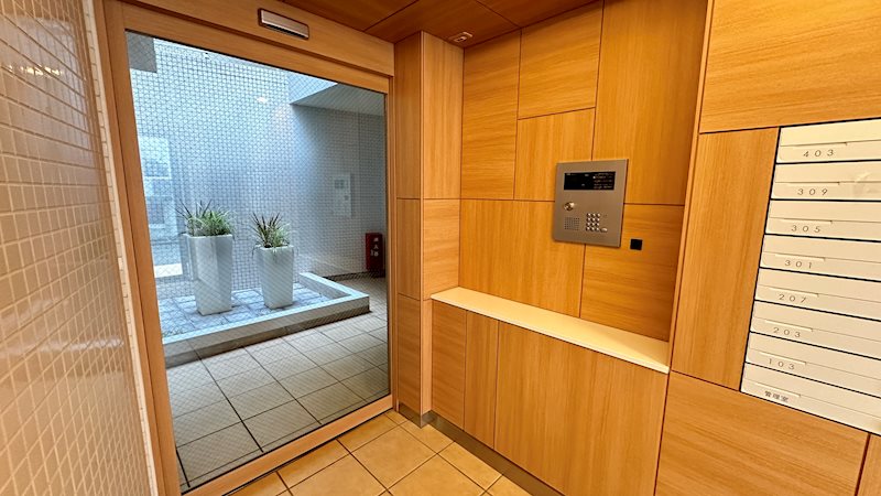 建物エントランス