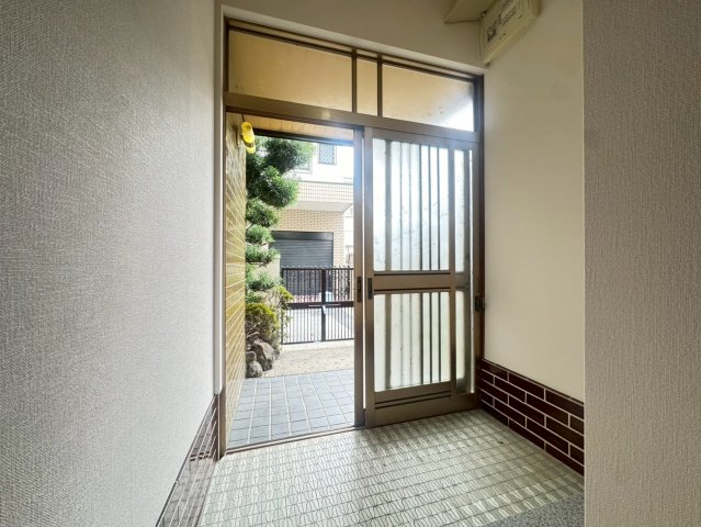玄関