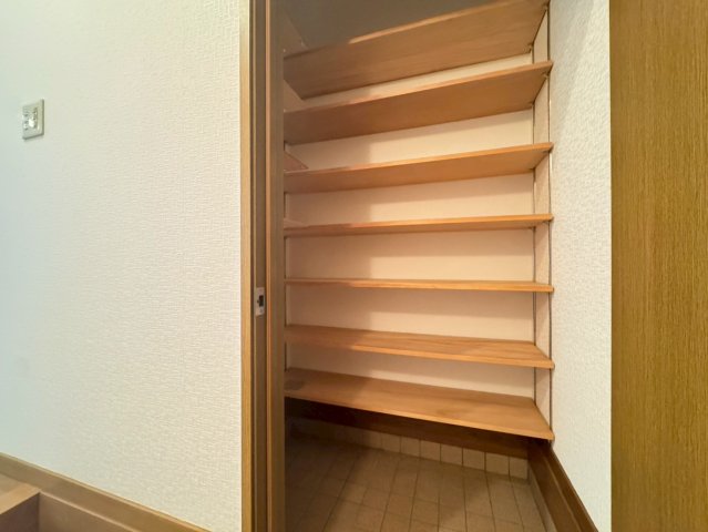 収納