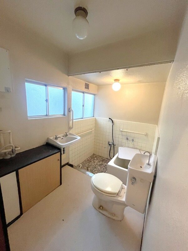 シャワールーム