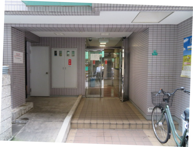 建物エントランス