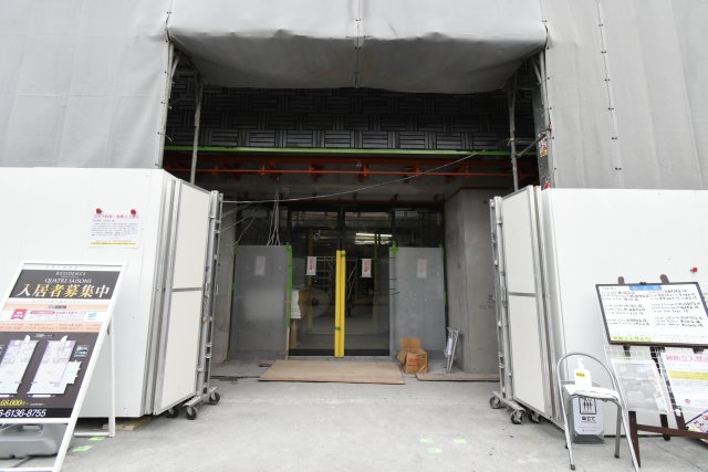 建物エントランス