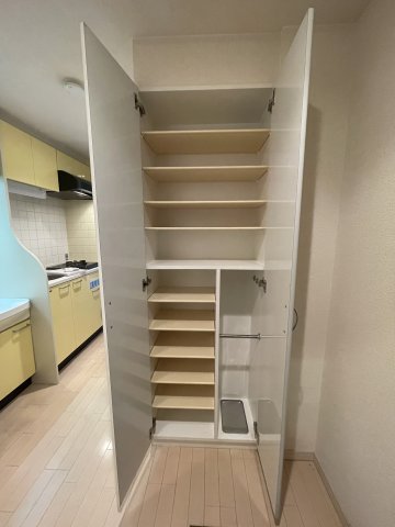 収納