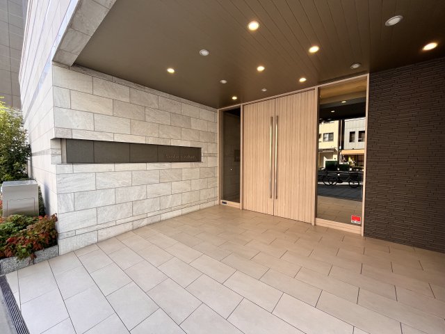 建物エントランス