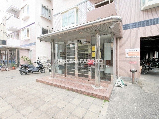 建物エントランス