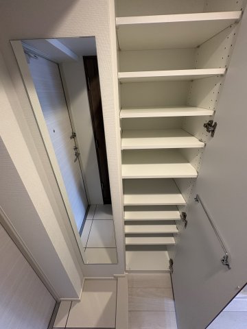収納