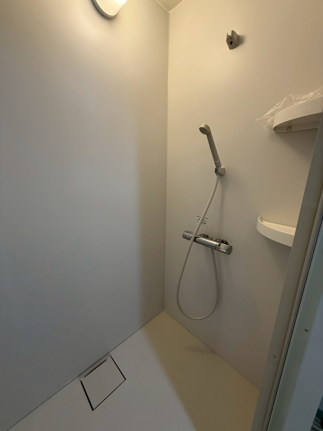 シャワールーム