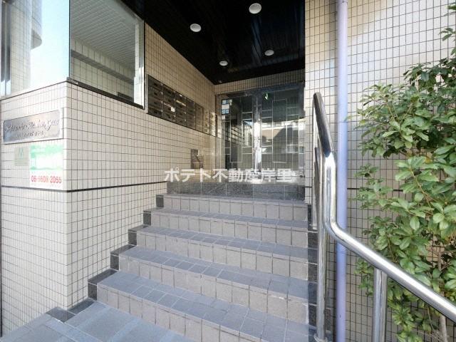 建物エントランス